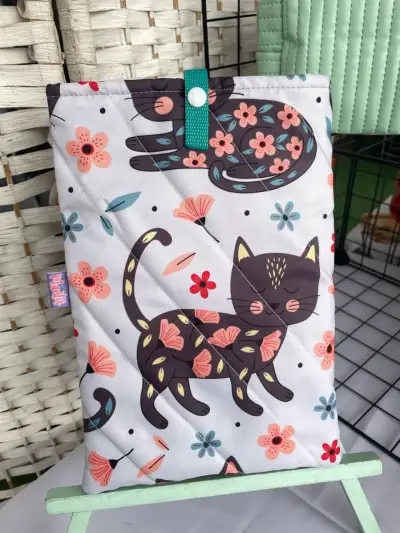 Funda acolchada para tablet o libros - miniatura 2