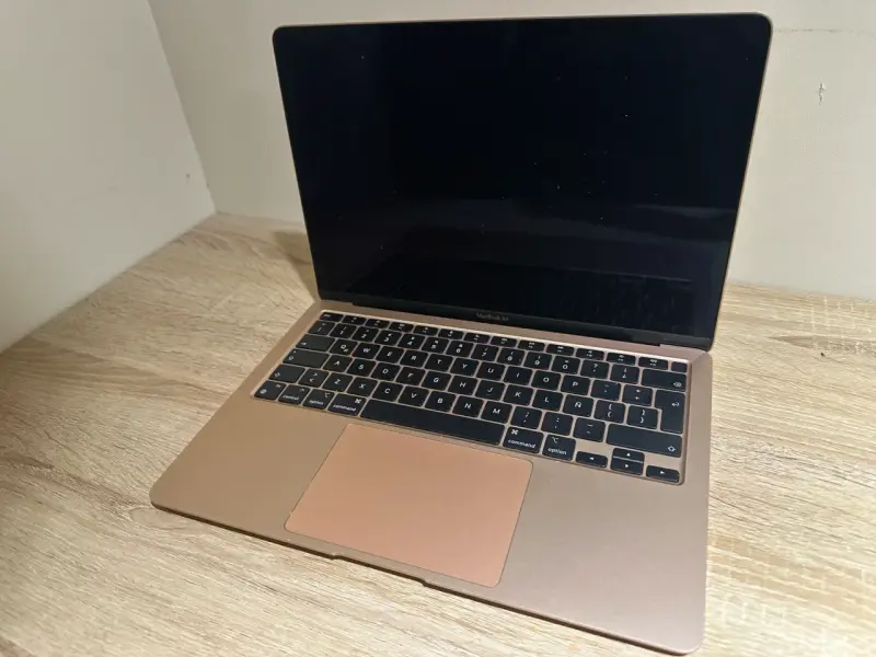 Macboock air 13 ,2020 chip m1 256gb ssd rose gold - 4