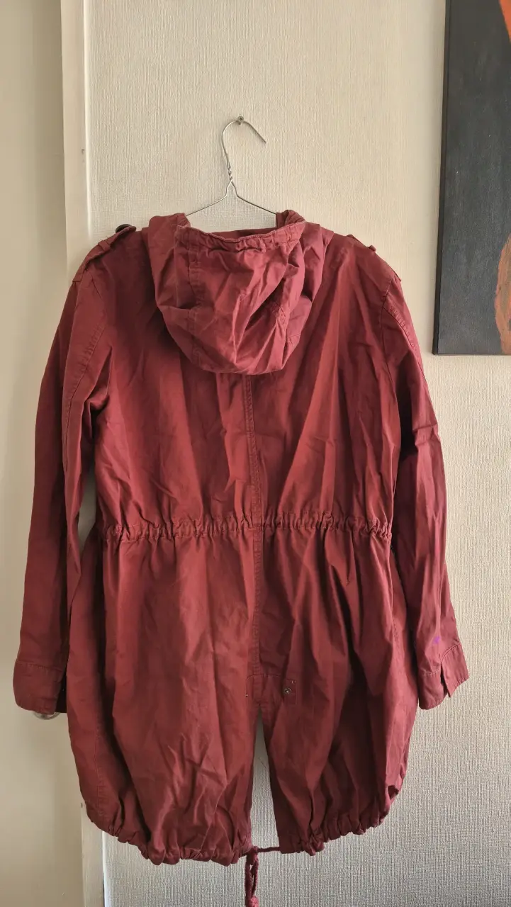 Parka roja Forever 21 con capucha - 2