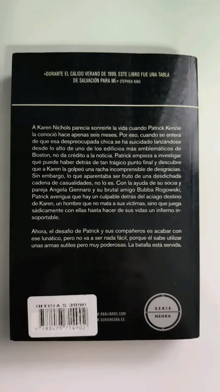 Libro 'Plegarias en la noche' de Dennis Lehane - 2
