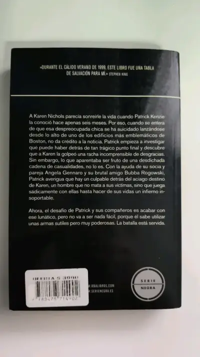 Libro 'Plegarias en la noche' de Dennis Lehane - miniatura 2