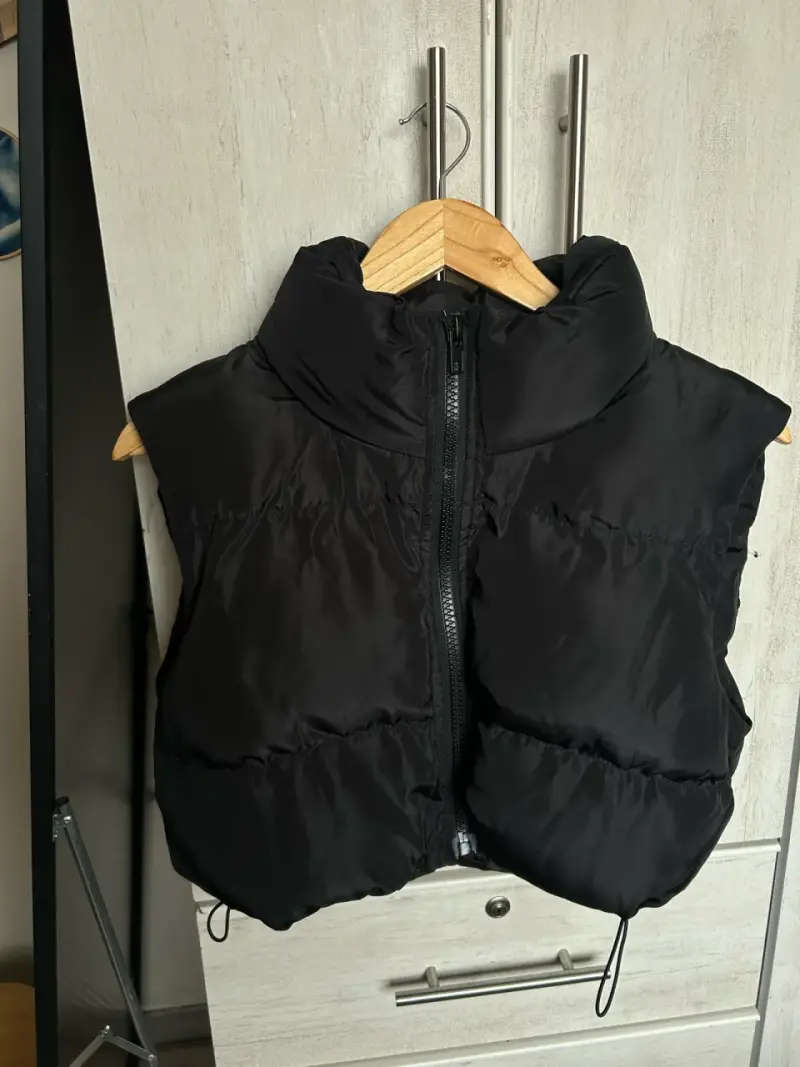 Parka acolchada negra sin mangas - 2