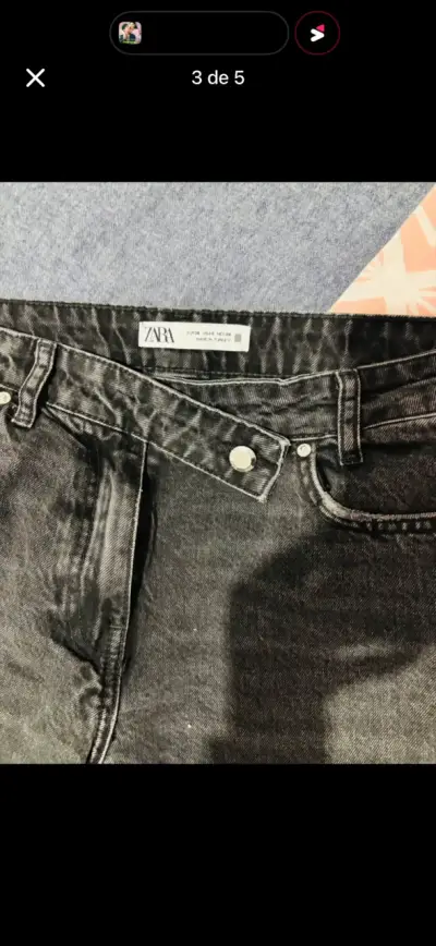 Jeans negros de mezclilla para hombre - miniatura 3
