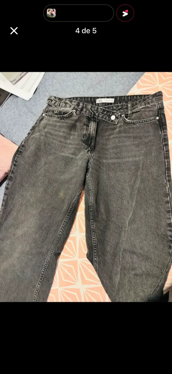 Jeans negros de mezclilla para hombre - 4