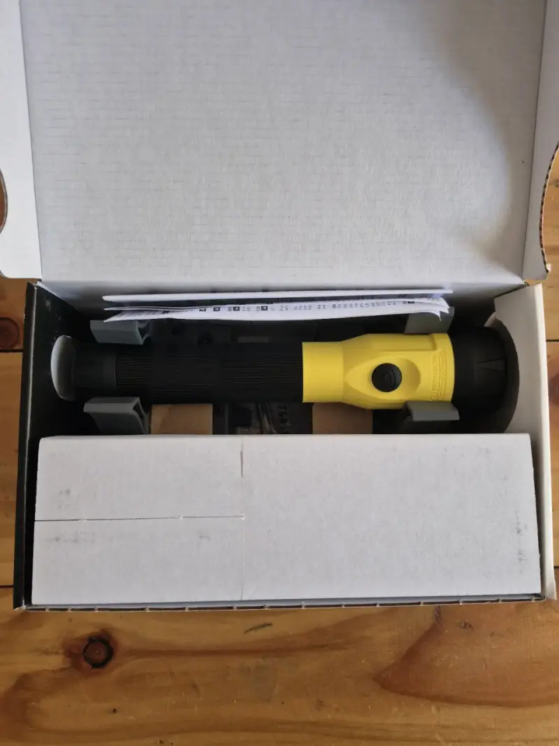 Linterna recargable Streamlight Polystinger LED - 2