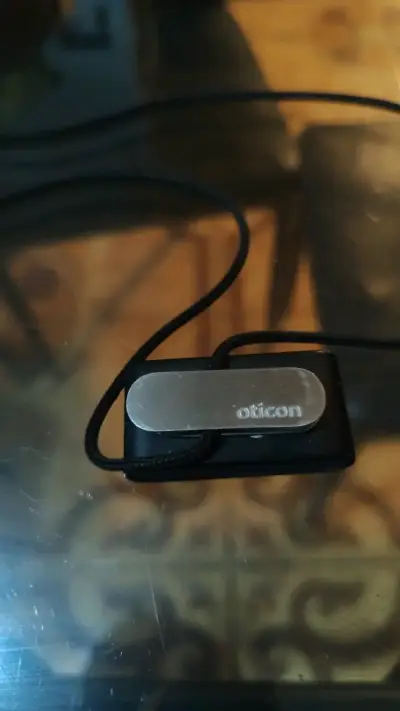 Accesorio de audio Oticon con cordón - miniatura 1
