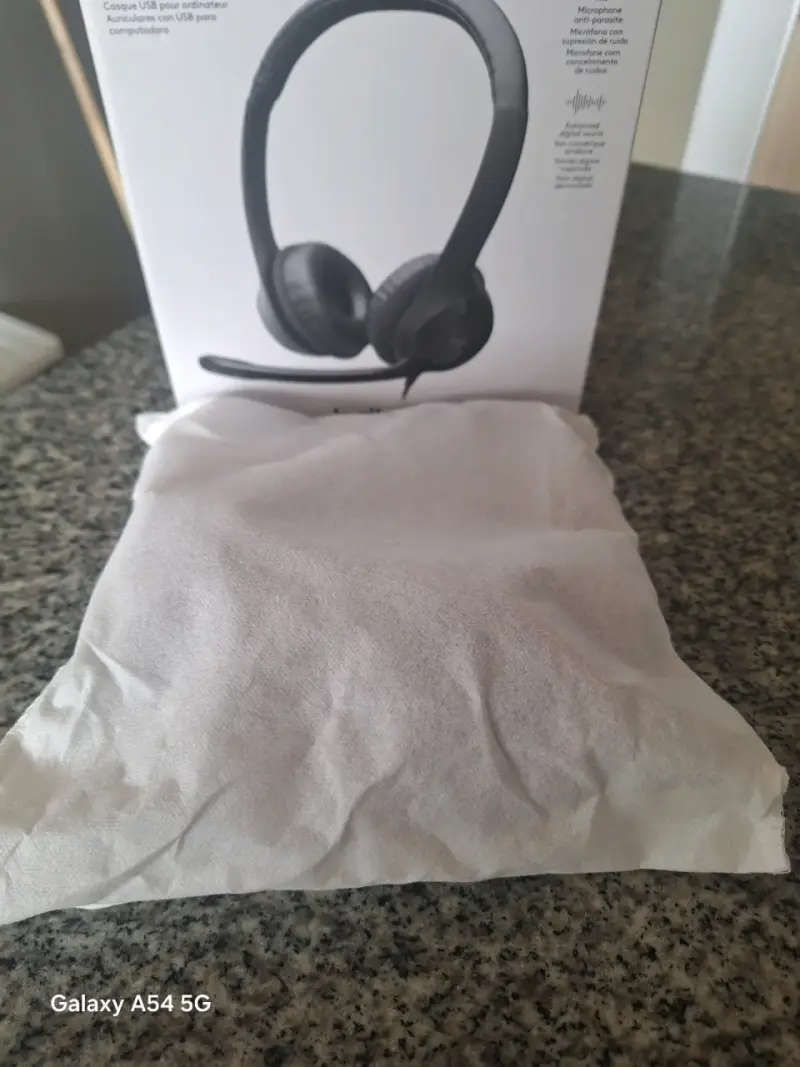 Auriculares Logitech H390 con micrófono USB - 2