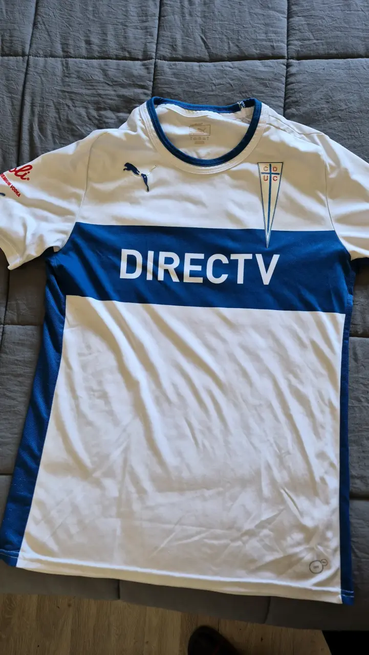 Camiseta Puma Universidad Católica talla L - 1
