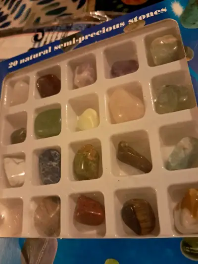 Set de 20 piedras semipreciosas naturales - miniatura 1