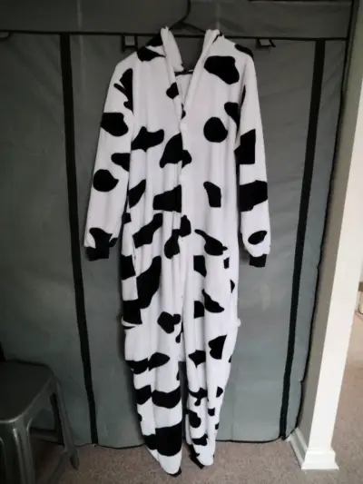Pijama enterizo de vaca unisex L - miniatura 1