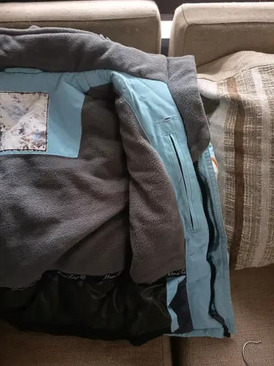 Chaqueta de invierno celeste con forro polar - miniatura 2