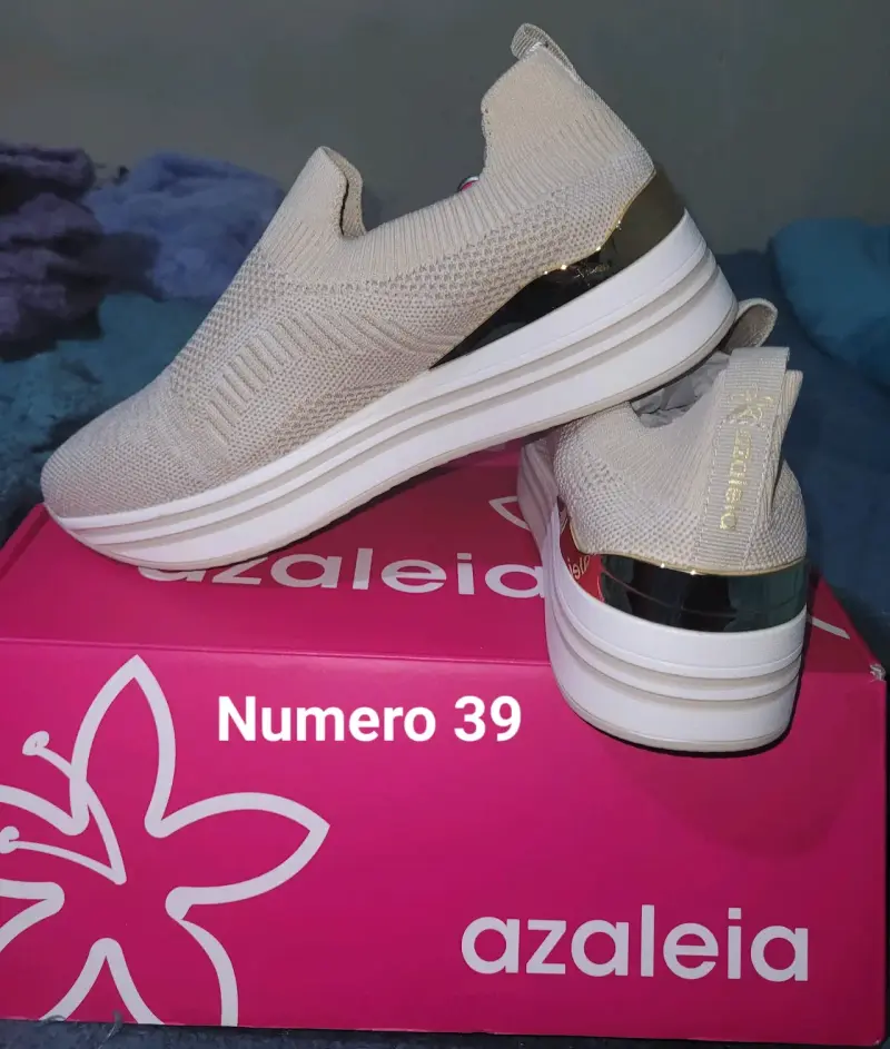 Zapatillas Azaleia beige número 39 - 1