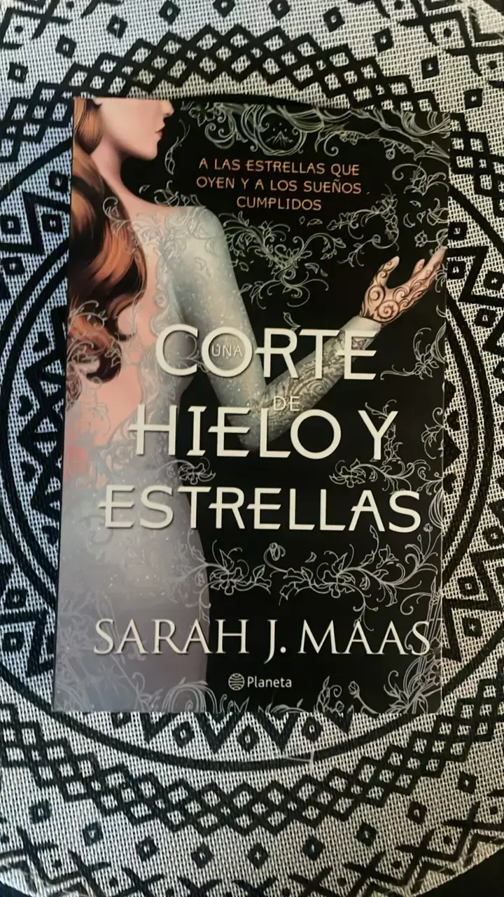Colección de libros 'Una Corte de Rosas y Espinas' - 3