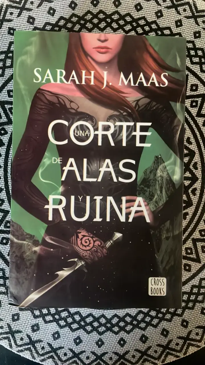 Colección de libros 'Una Corte de Rosas y Espinas' - 4
