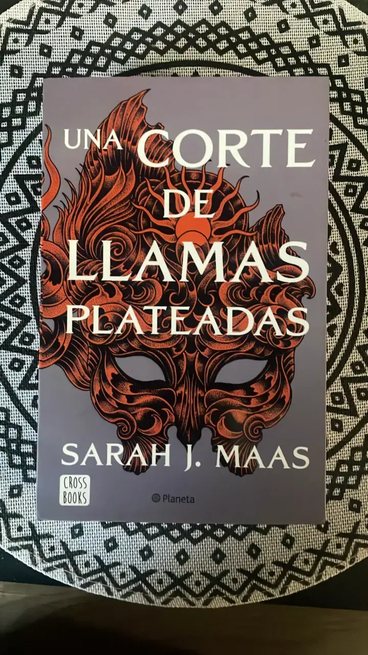 Colección de libros 'Una Corte de Rosas y Espinas' - 5