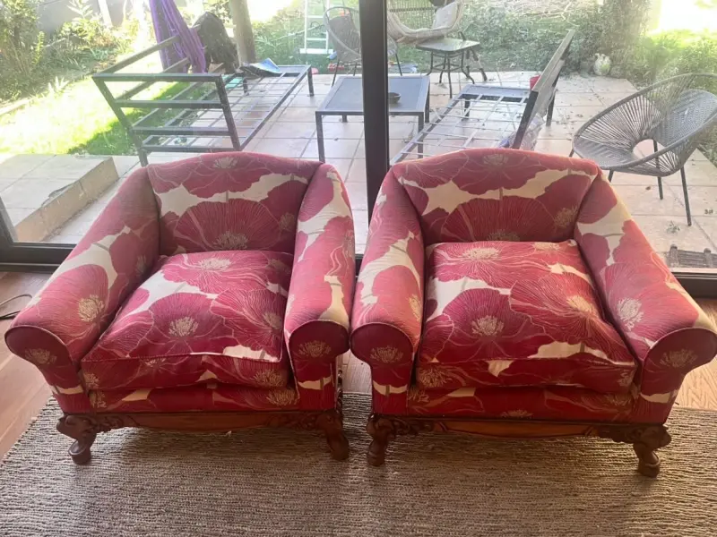 Par de sillones vintage con estampado floral