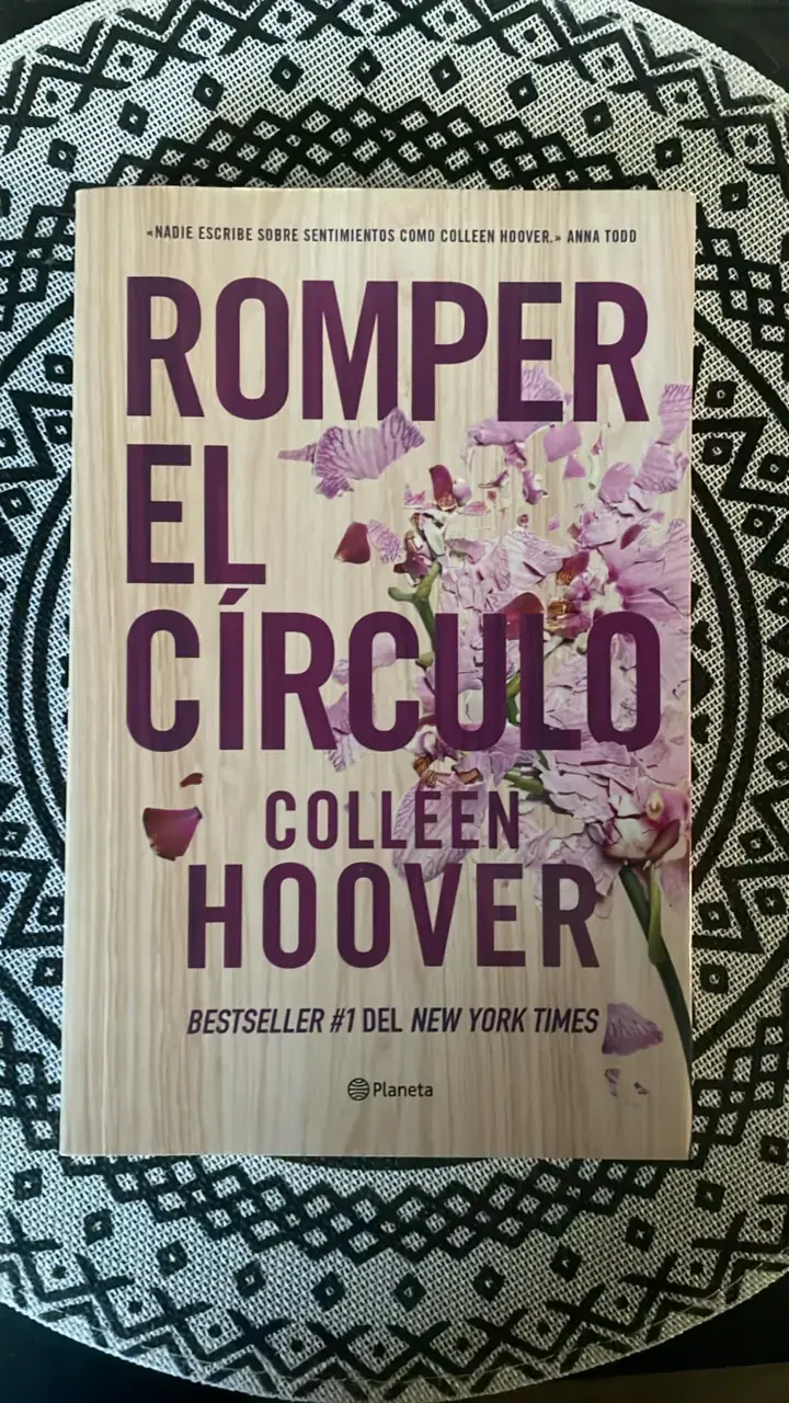 Libro 'Romper el Círculo' de Colleen Hoover - 1