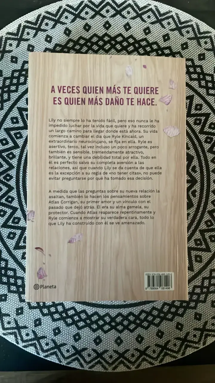 Libro 'Romper el Círculo' de Colleen Hoover - 2