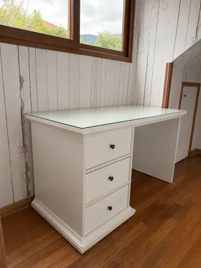 Escritorio blanco con cubierta de vidrio - miniatura 2