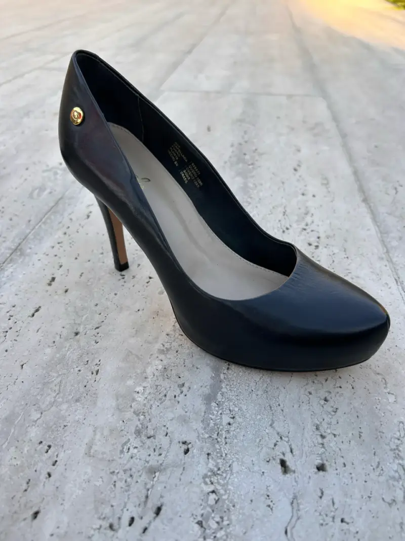 Zapato de cuero Gacel Negro talla 36* - 1