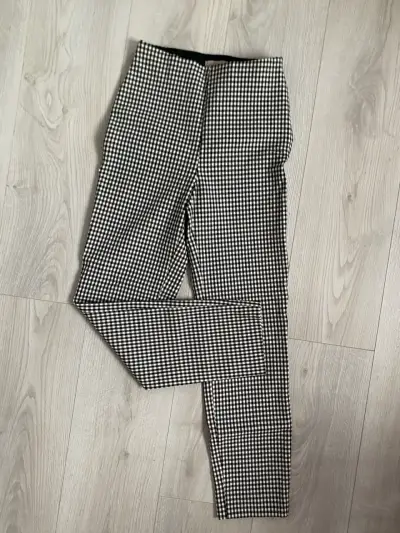 Pantalones a cuadros blanco y negro - miniatura 1