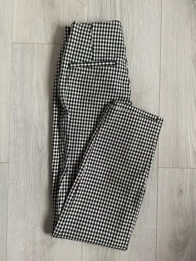 Pantalones a cuadros blanco y negro - miniatura 4