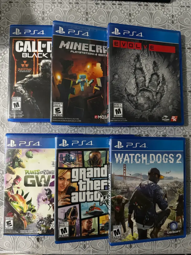 PS4 500GB + 6 Juegos + Audífonos + Controles - 5