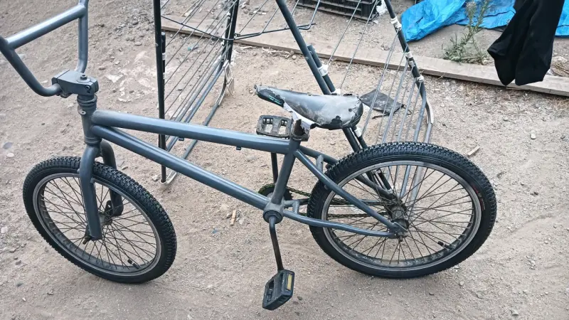 Bicicleta bmx usada - 3