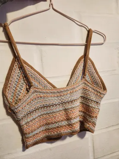 Top tejido a crochet multicolor - miniatura 2