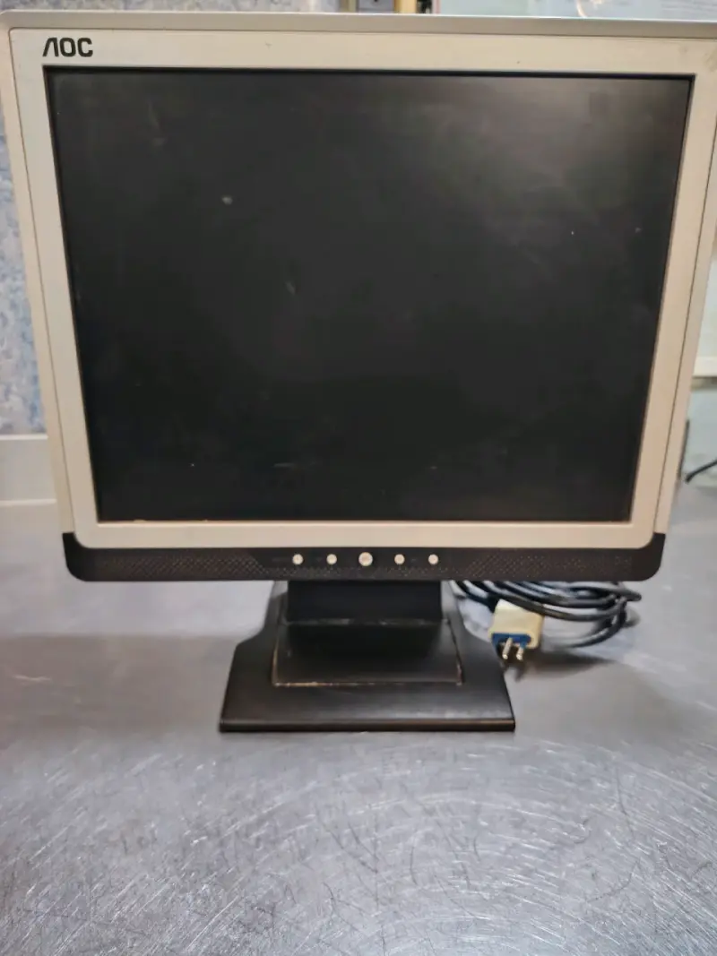 Monitor AOC de 19 pulgadas en buen estado