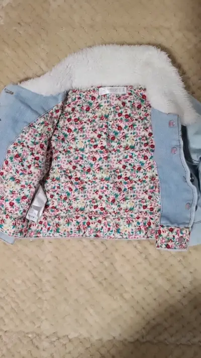 Chaqueta de mezclilla para niña con forro - miniatura 2