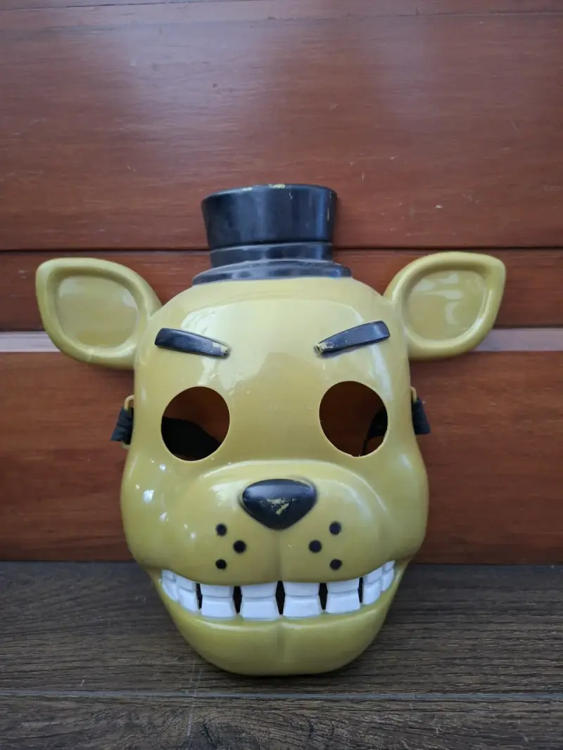 Máscara de personaje animatrónico Golden Freddy - 1