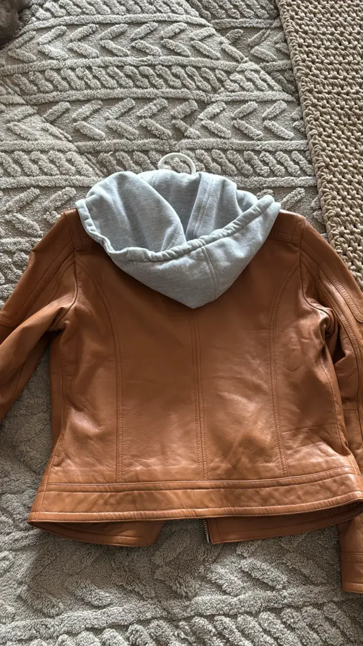 Chaqueta de cuero marrón con capucha desmontable - 3
