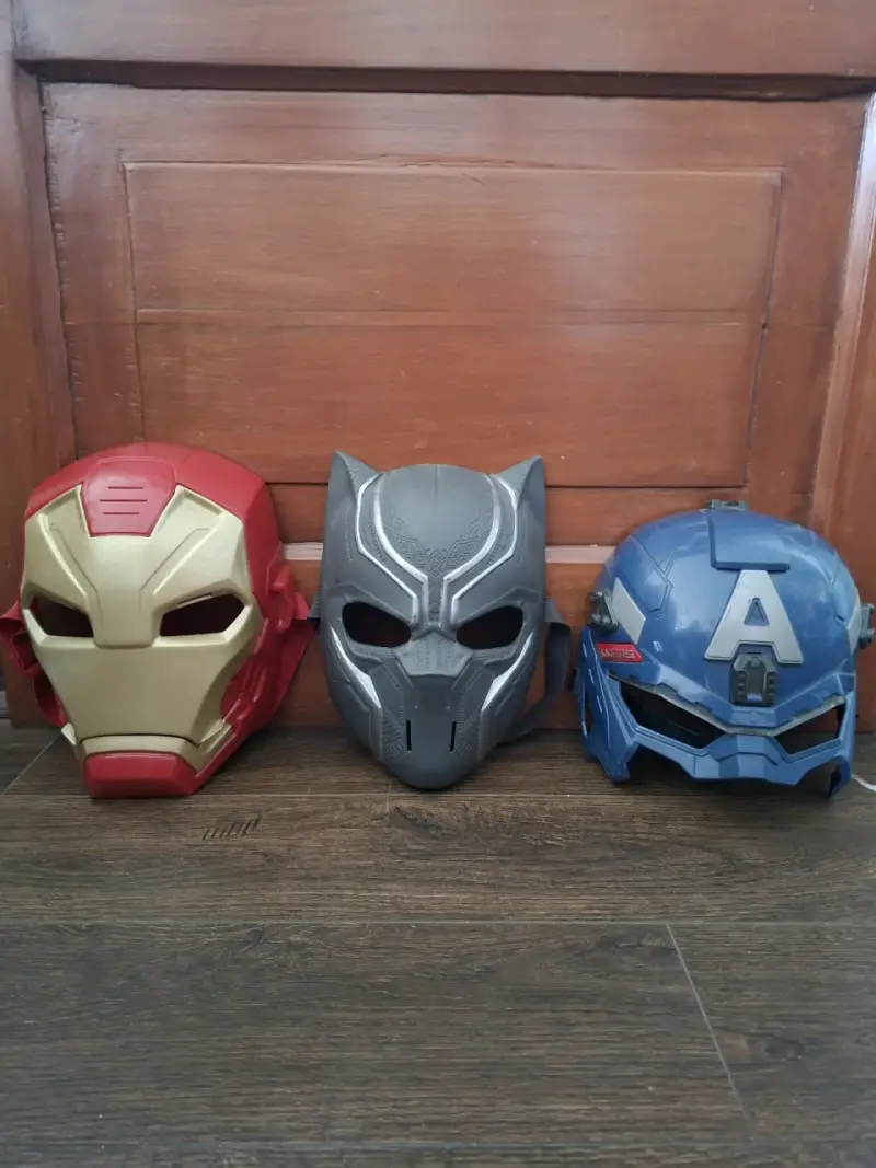 Casco de juguete Capitán América azul - 4