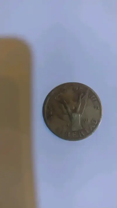Moneda chilena de 10 pesos 1988 - miniatura 2