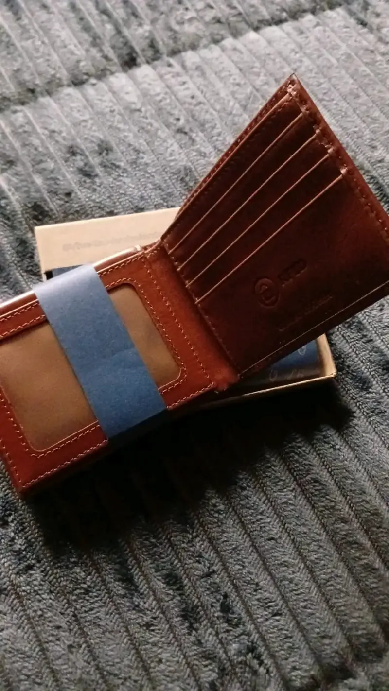 Billetera de cuero con tecnología RFID Guante - 5