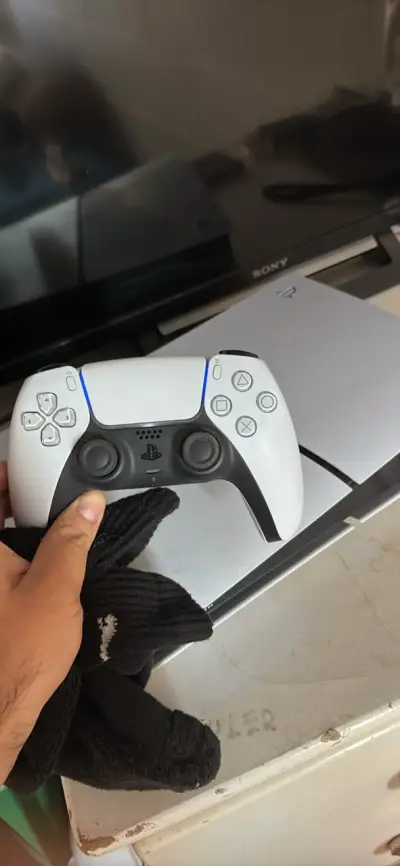 Consola PlayStation 5 con control DualSense - miniatura 2
