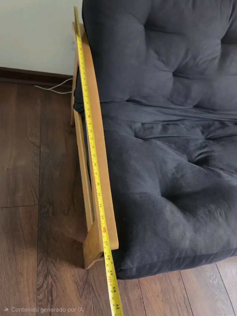 Sofá cama futón de madera y tela negra - 4