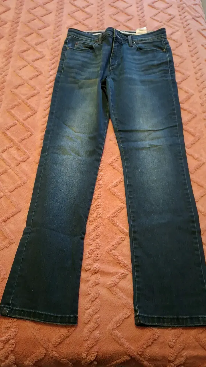 Jeans azul oscuro para mujer en buen estado