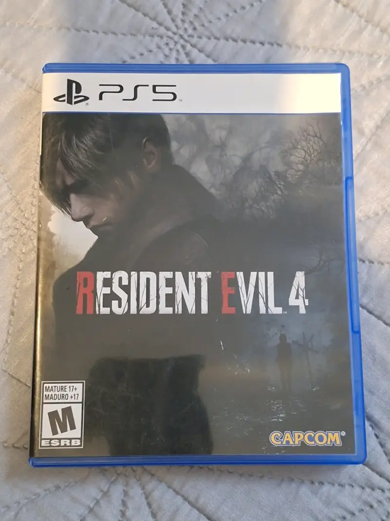Resident Evil 4 para PS5 en buen estado - 1