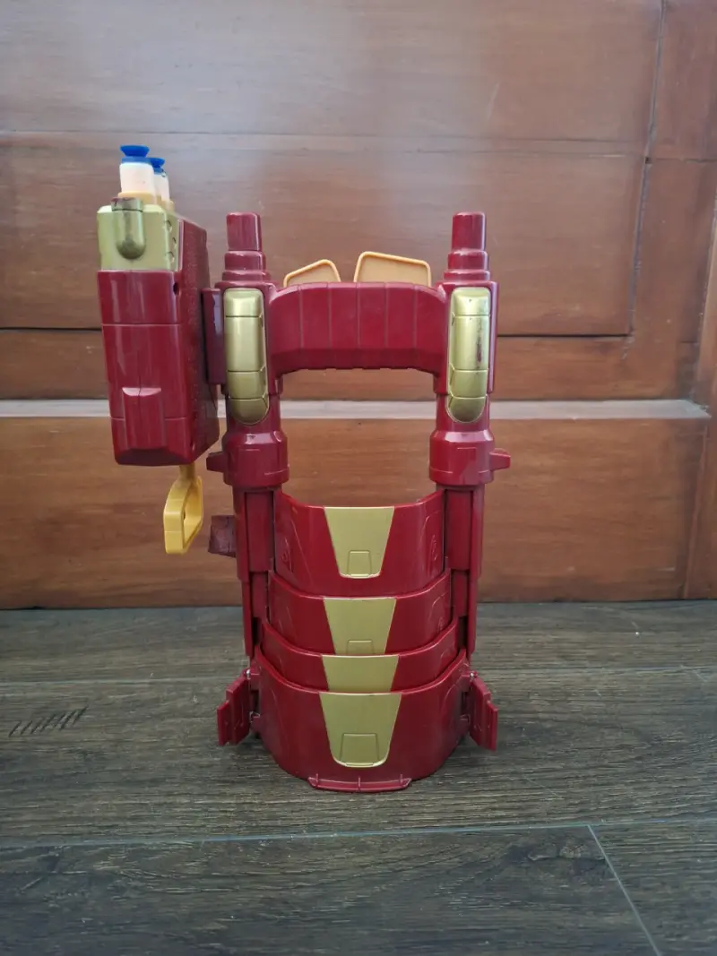 Juguete estirable de brazo de Iron Man - 1
