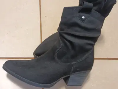 Botas negras de gamuza con tacón medio - miniatura 1
