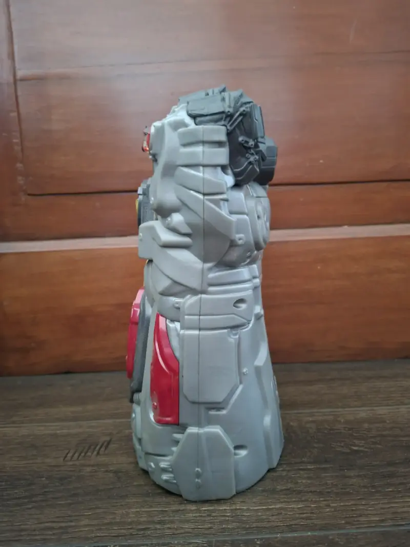 Guantelete de juguete de Iron Man con luces - 3