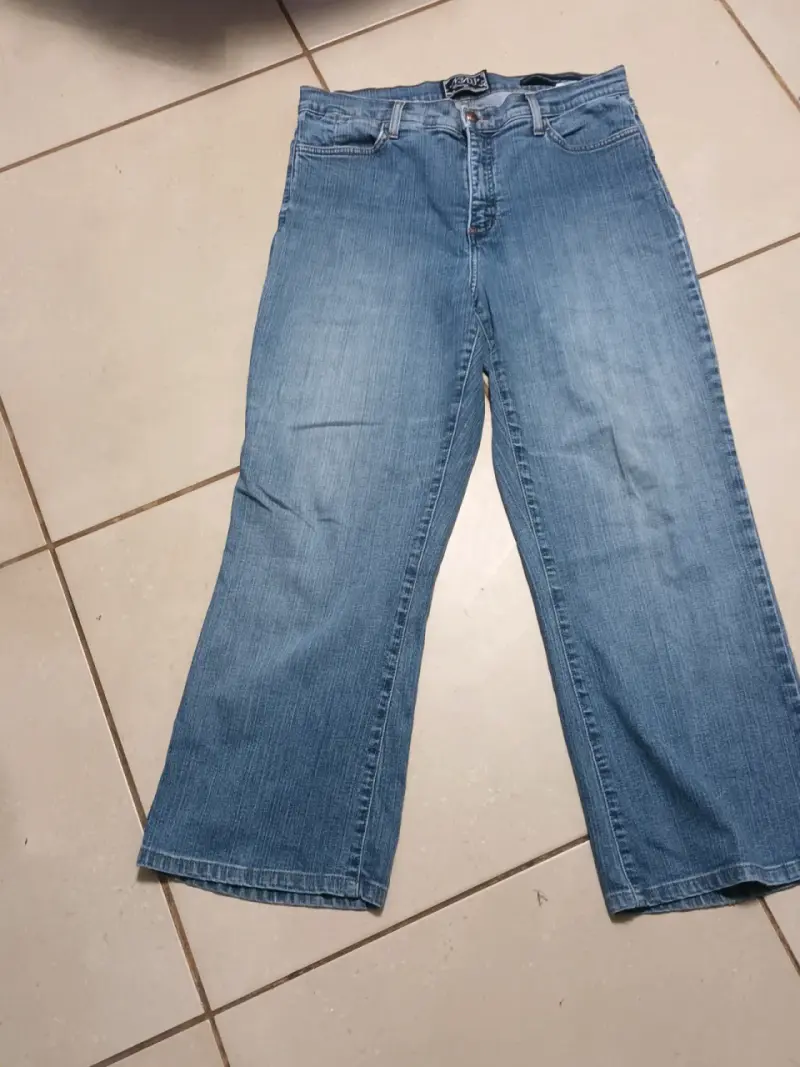 Jeans azul claro para mujer talla mediana - 4
