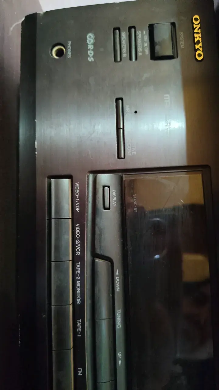 Receptor estéreo Onkyo con RDS - 1