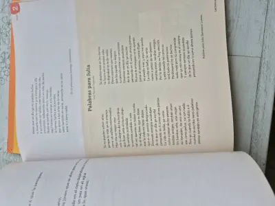 Libro Lengua y Literatura 3° Medio Santillana - miniatura 4