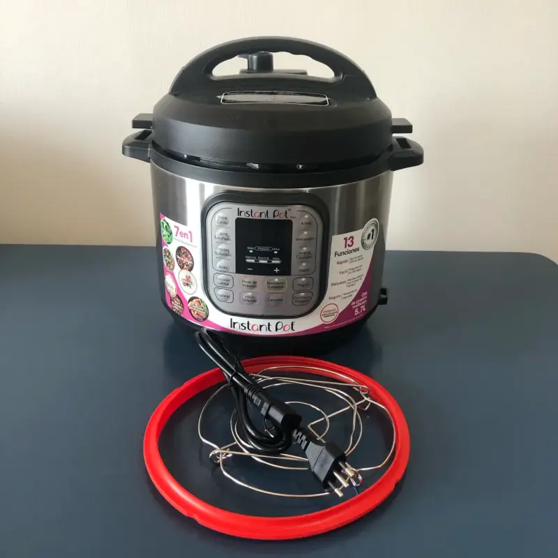 Olla a presión eléctrica Instant Pot 5.7L - 1