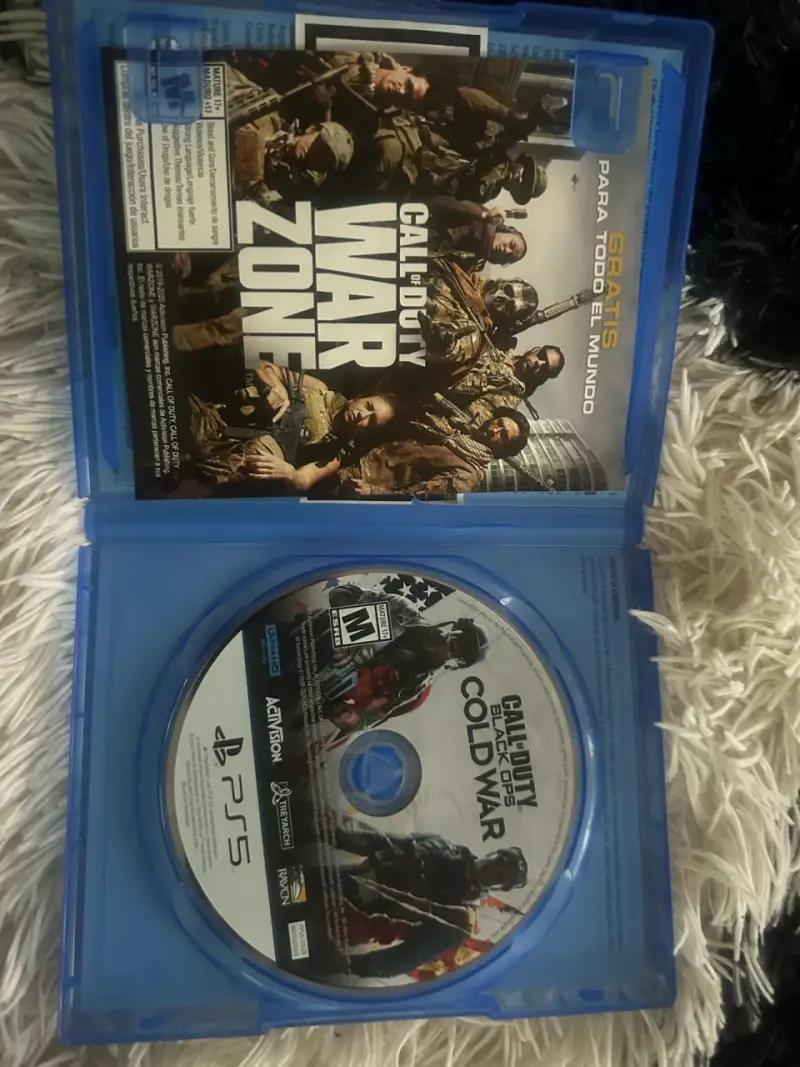 Call of Duty Black Ops Cold War PS5 - 2
