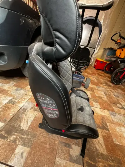 Silla de auto Infanti gris modelo 360 para bebé - miniatura 2