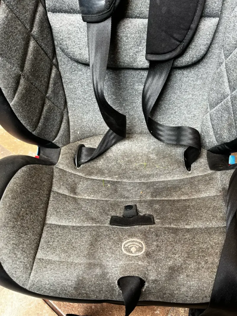 Silla de auto Infanti gris modelo 360 para bebé - 4